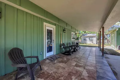 206 S Chaparral, Burnet, TX 78611 - Photo 3