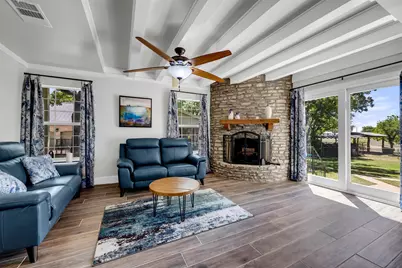 206 S Chaparral, Burnet, TX 78611 - Photo 5