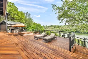 702 Los Escondidos, Marble Falls, TX 78654 - Photo 3