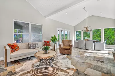 702 Los  Escondidos, Marble Falls, TX 78654 - Photo 13