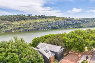 702 Los Escondidos, Marble Falls, TX 78654 - Photo 1