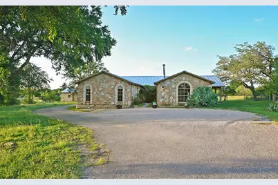 101 Stadium View Dr, Marble Falls, TX 78654 - Photo 3