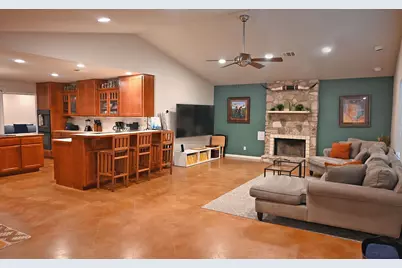 101 Stadium View Dr, Marble Falls, TX 78654 - Photo 5