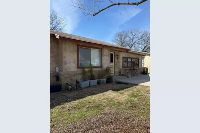 706 N Vendeveer, Burnet, TX 78611 - Photo 1