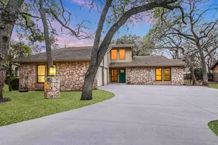 204 Blue Ground, Horseshoe Bay, TX 78657 - Photo 1