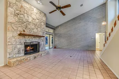 204 Blue Ground, Horseshoe Bay, TX 78657 - Photo 5