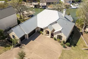 3012 Driftwood Ln, Horseshoe Bay, TX 78657 - Photo 3