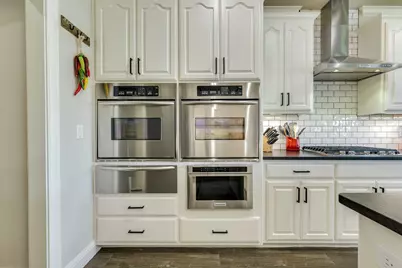 3012 Driftwood Ln Lane, Horseshoe Bay, TX 78657 - Photo 9