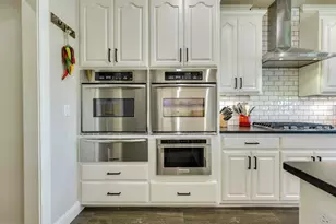 3012 Driftwood Ln, Horseshoe Bay, TX 78657 - Photo 13