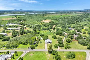 416 Highland Dr, Highland Haven, TX 78654 - Photo 29