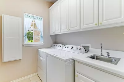 416 Highland Drive, Highland Haven, TX 78654 - Photo 5