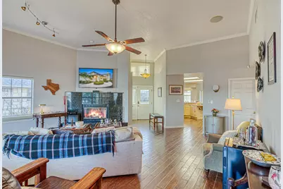 609 E Briarway Drive, Granite Shoals, TX 78654 - Photo 9