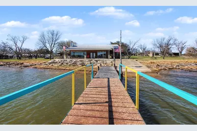 303 Lakeshore Loop, Tow, TX 78672 - Photo 11