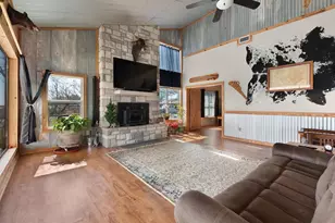 303 Lakeshore Loop, Tow, TX 78672 - Photo 17