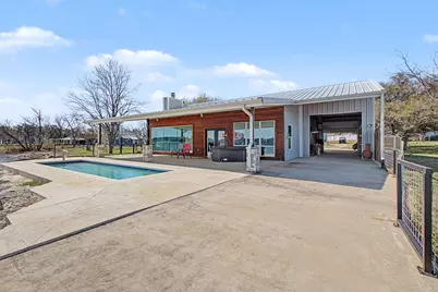 303 Lakeshore Loop, Tow, TX 78672 - Photo 9