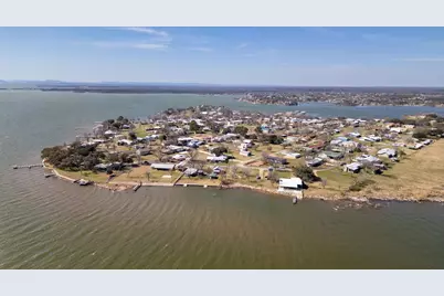 303 Lakeshore Loop, Tow, TX 78672 - Photo 3