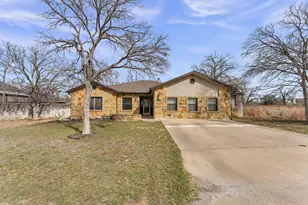 113 Chaumont St, Kingsland, TX 78639 - Photo 1