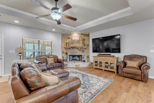 113 Chaumont St, Kingsland, TX 78639 - Photo 5