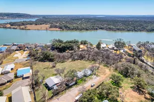 554 Barnett St, Kingsland, TX 78639 - Photo 29