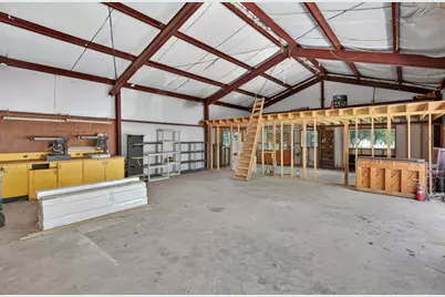 701 S Vandeveer Street, Burnet, TX 78611 - Photo 25