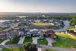 106 Blue Heron Dr, Kingsland, TX 78639 - Photo 3