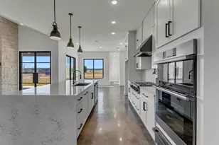 138 Cloudwood Ranch Rd, Briggs, TX 78608 - Photo 7