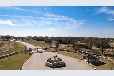 100 S Waterbuck Way, Lampasas, TX 76550 - Photo 3