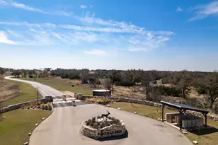 100 S Waterbuck Wy, Lampasas, TX 76550 - Photo 3