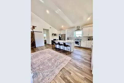 603 E Ellis Street, Llano, TX 78643 - Photo 5