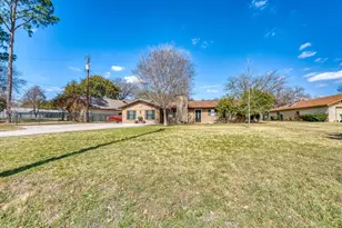 1408 Highland Dr, Highland Haven, TX 78654 - Photo 1