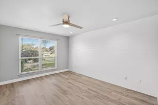 320 Twin Sails, Horseshoe Bay, TX 78657 - Photo 17