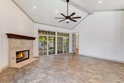 101 Blanco Court, Horseshoe Bay, TX 78657 - Photo 9