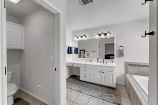 185 Broadmoor St, Meadowlakes, TX 78654 - Photo 15