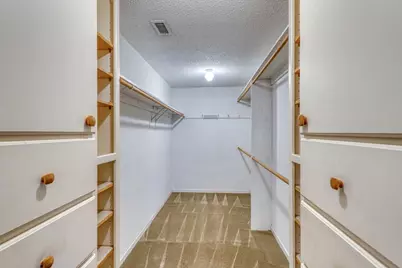 508 W Lakecrest, Bluffton, TX 78607 - Photo 17