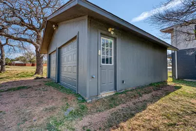 508 W Lakecrest, Bluffton, TX 78607 - Photo 27