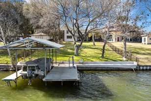 1001 Lakeshore Dr, Marble Falls, TX 78654 - Photo 3