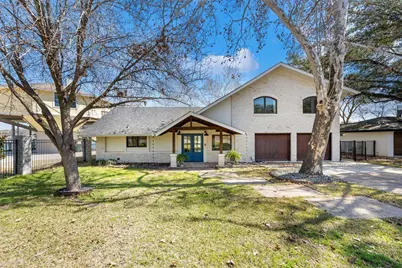 1001 Lakeshore Dr, Marble Falls, TX 78654 - Photo 3