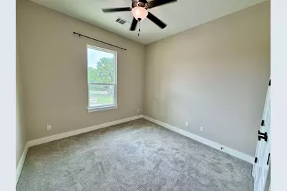 124 Sunrise Circle, Liberty Hill, TX 78642 - Photo 17