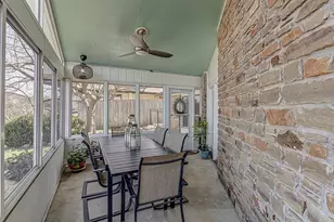 507 Mountain Dr, Horseshoe Bay, TX 78657 - Photo 19