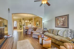 302 Enclave Cir, Horseshoe Bay, TX 78657 - Photo 9