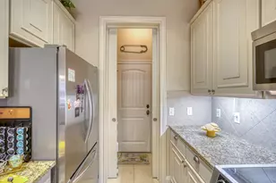 302 Enclave Cir, Horseshoe Bay, TX 78657 - Photo 11