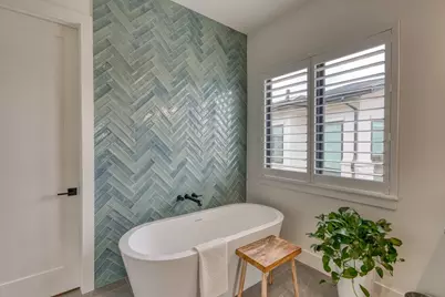 202 Azalea Loop, Horseshoe Bay, TX 78657 - Photo 15