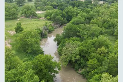 708 W Gunter Street, San Saba, TX 76871 - Photo 1