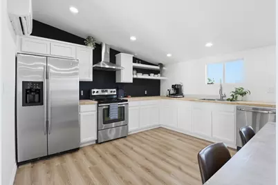 728 Driftwood Ln, Cottonwood Shores, TX 78657 - Photo 5