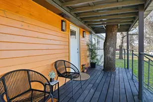 728 Driftwood Ln, Cottonwood Shores, TX 78657 - Photo 3