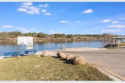 728 Driftwood Ln, Cottonwood Shores, TX 78657 - Photo 25