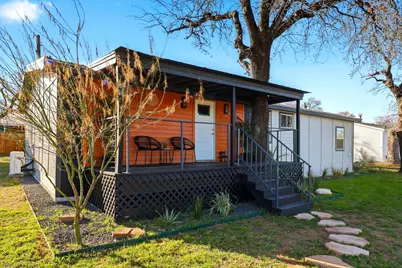 728 Driftwood Ln, Cottonwood Shores, TX 78657 - Photo 1