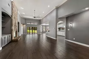 317 Short Circuit, Horseshoe Bay, TX 78657 - Photo 5