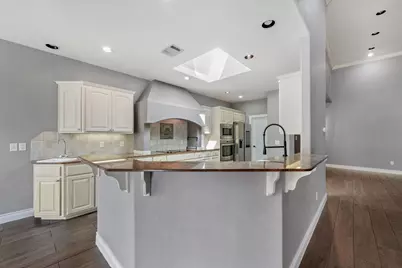 317 Short Circuit, Horseshoe Bay, TX 78657 - Photo 13