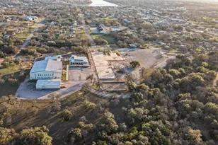 501 12th St, Marble Falls, TX 78654 - Photo 1